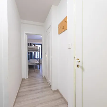 Lecomte - Chopin 166 Apartment *